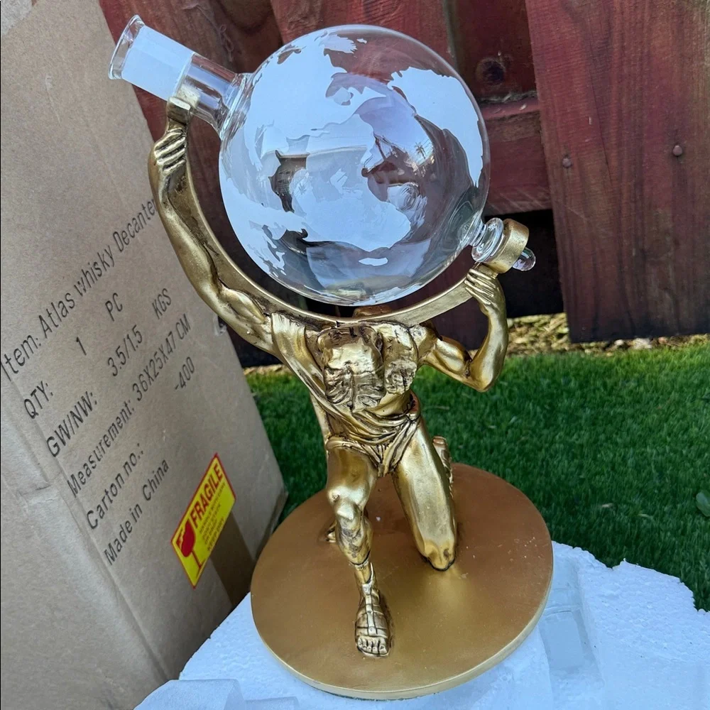 Atlas Gold Whiskey Decanter Set